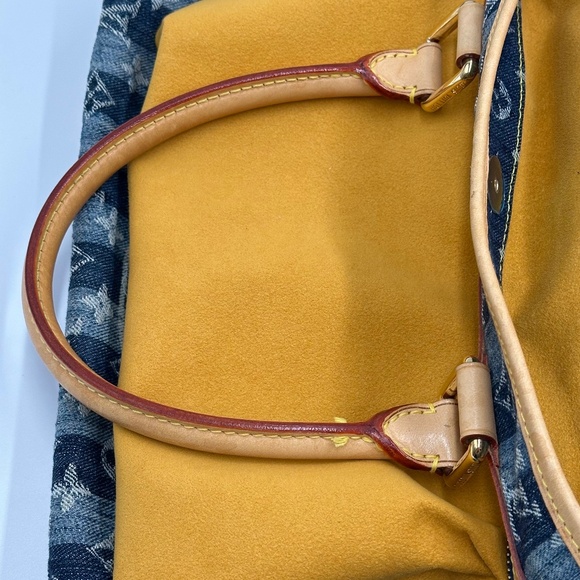 Louis Vuitton Denim Raye Cabas Bandouliere Keepall GM - Picture 11 of 16